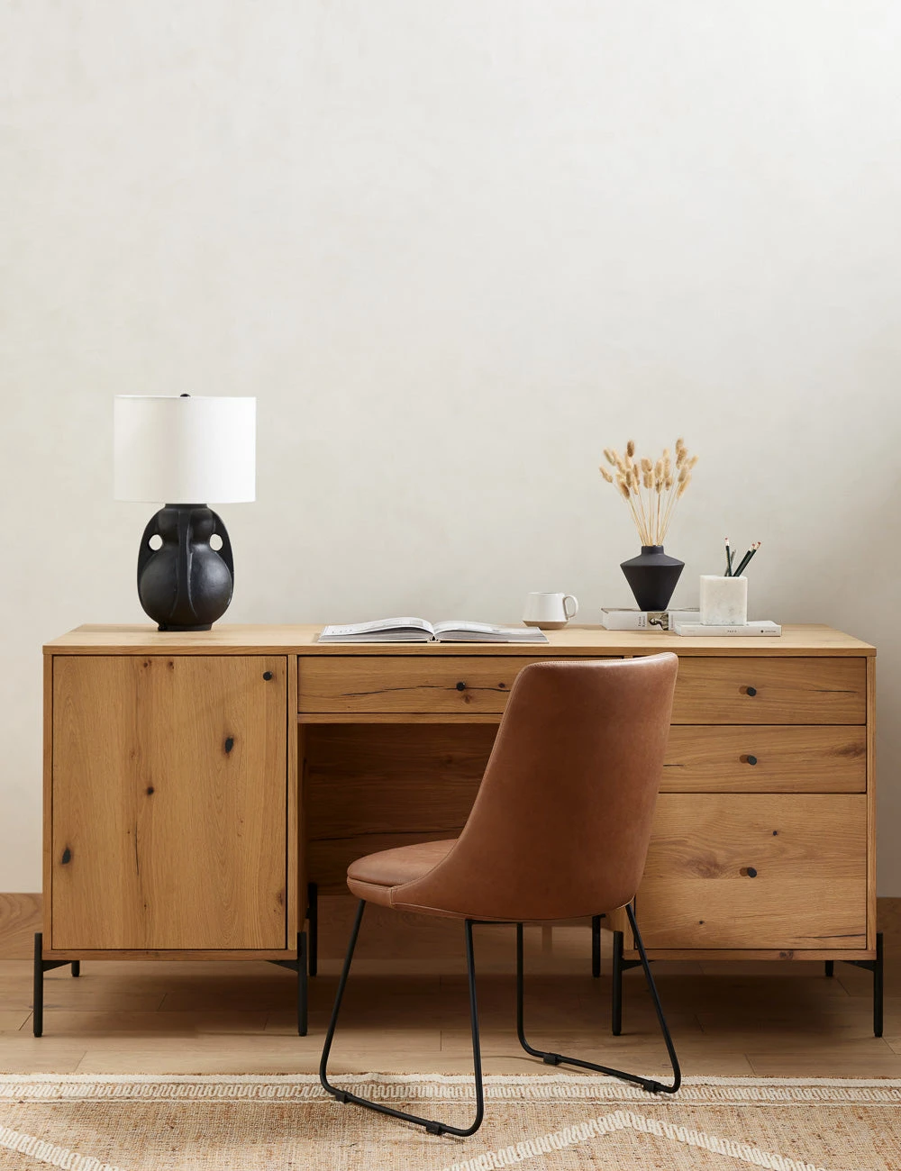 Jonathan Desk - Image 2