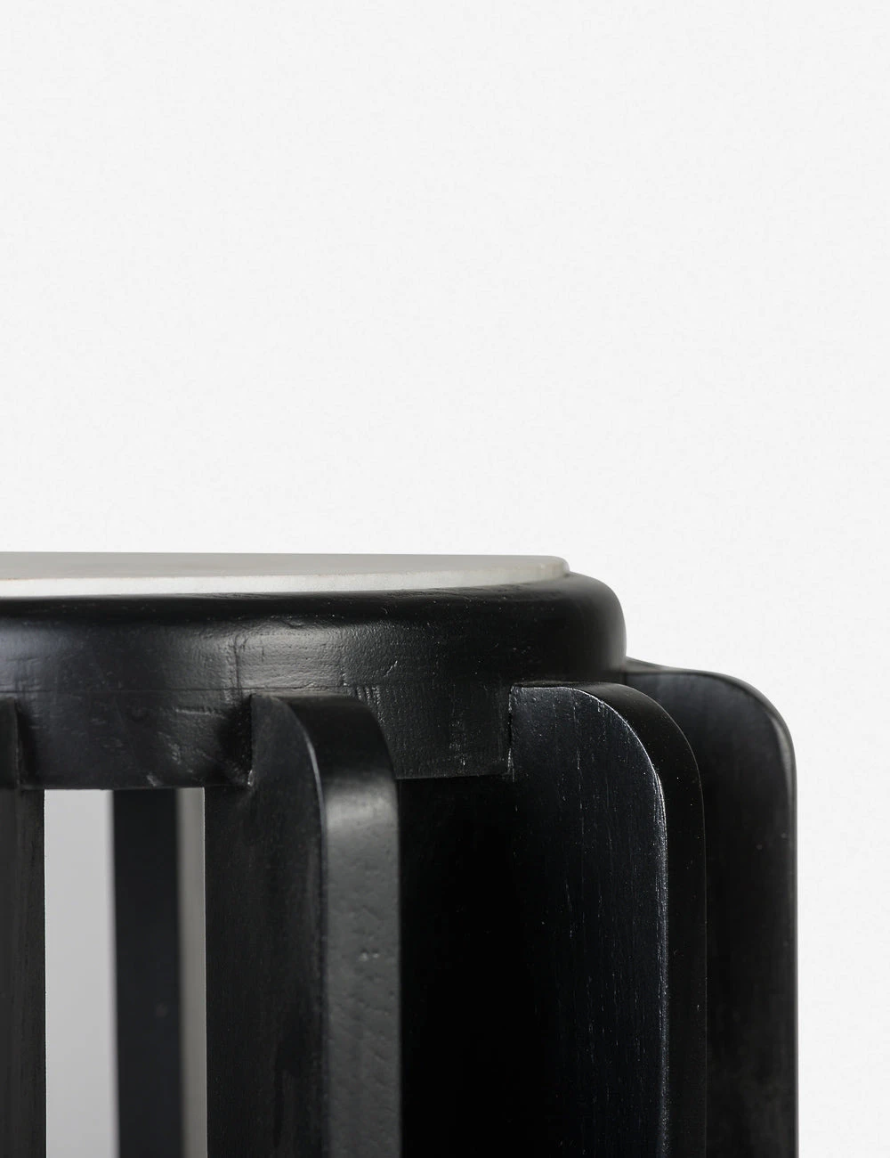 Jrue Round Side Table - Image 6