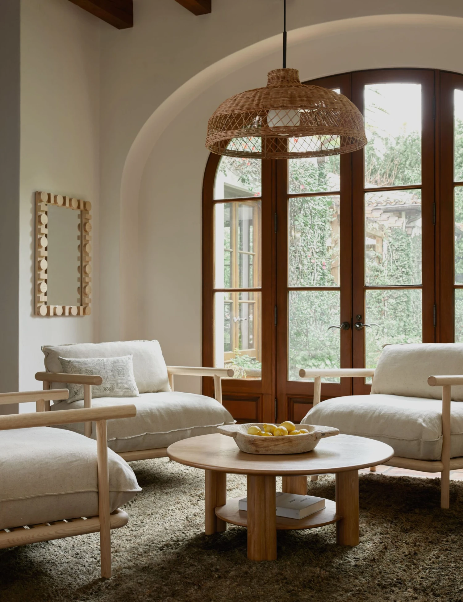 Jota Round Coffee Table - Image 4