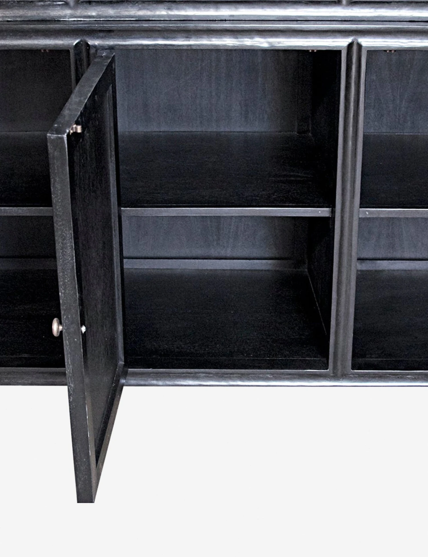 Adora Hutch - Image 4